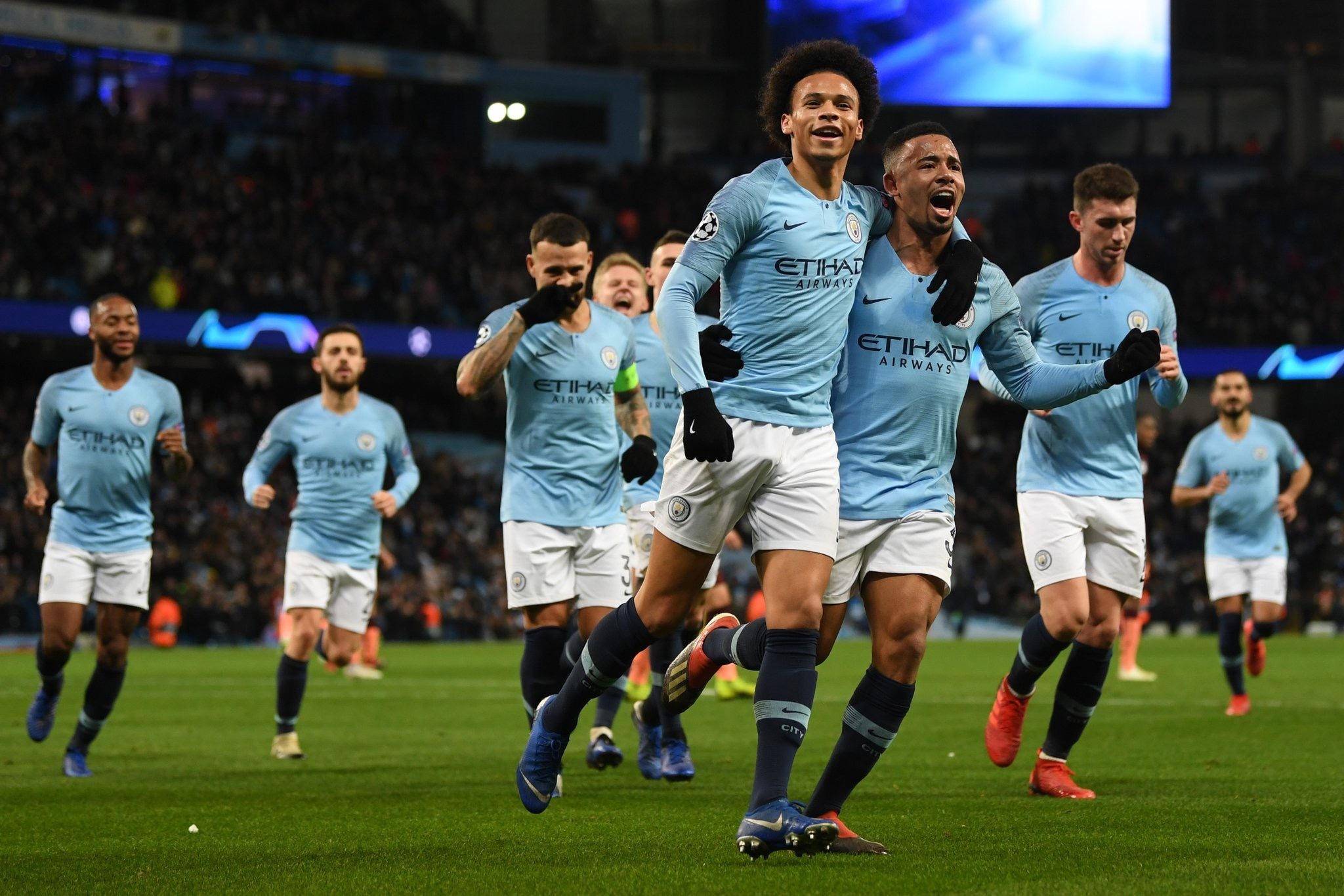 只能依赖外 只能依赖外